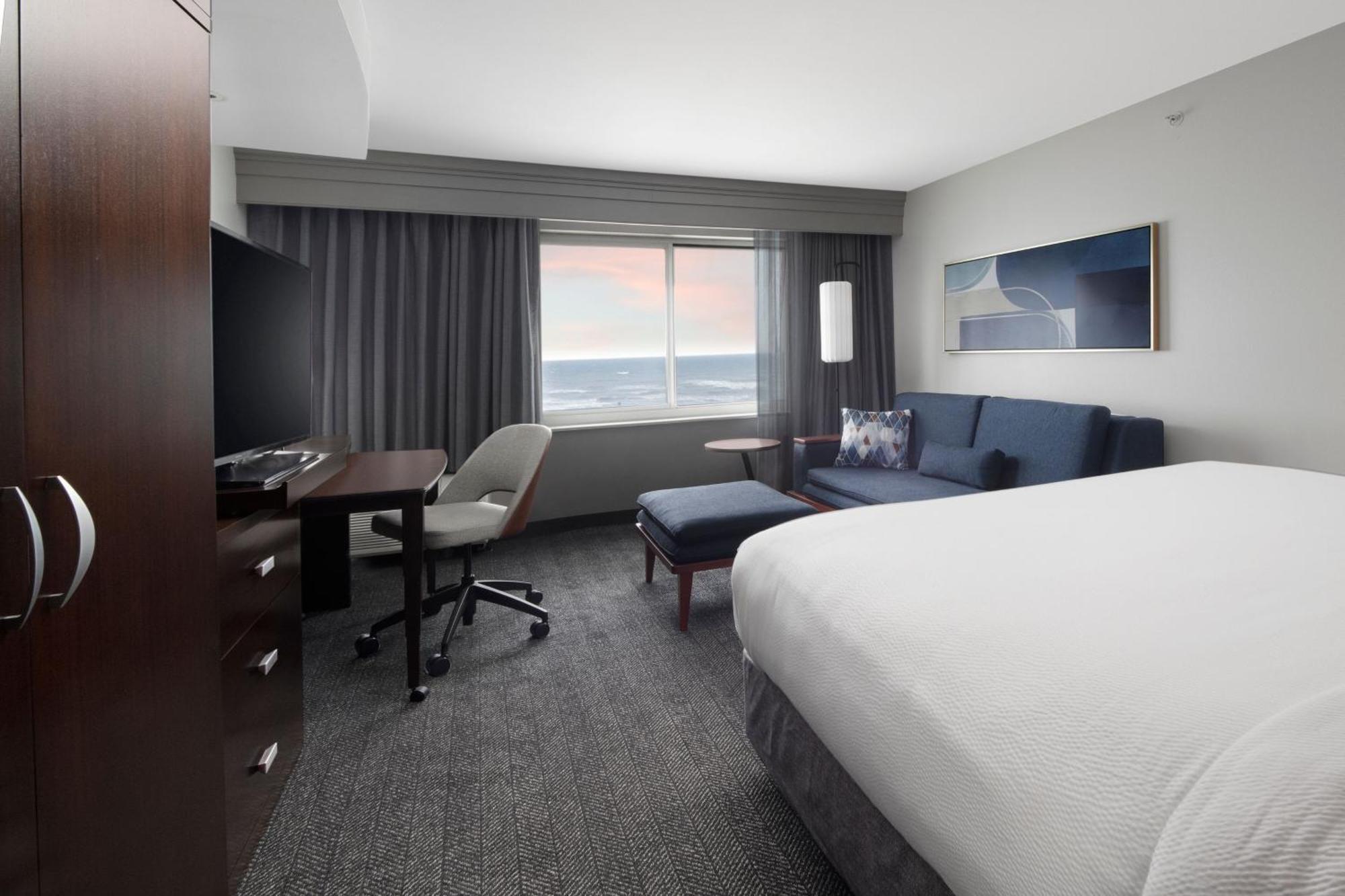Готель Courtyard By Marriott Galveston Island Екстер'єр фото