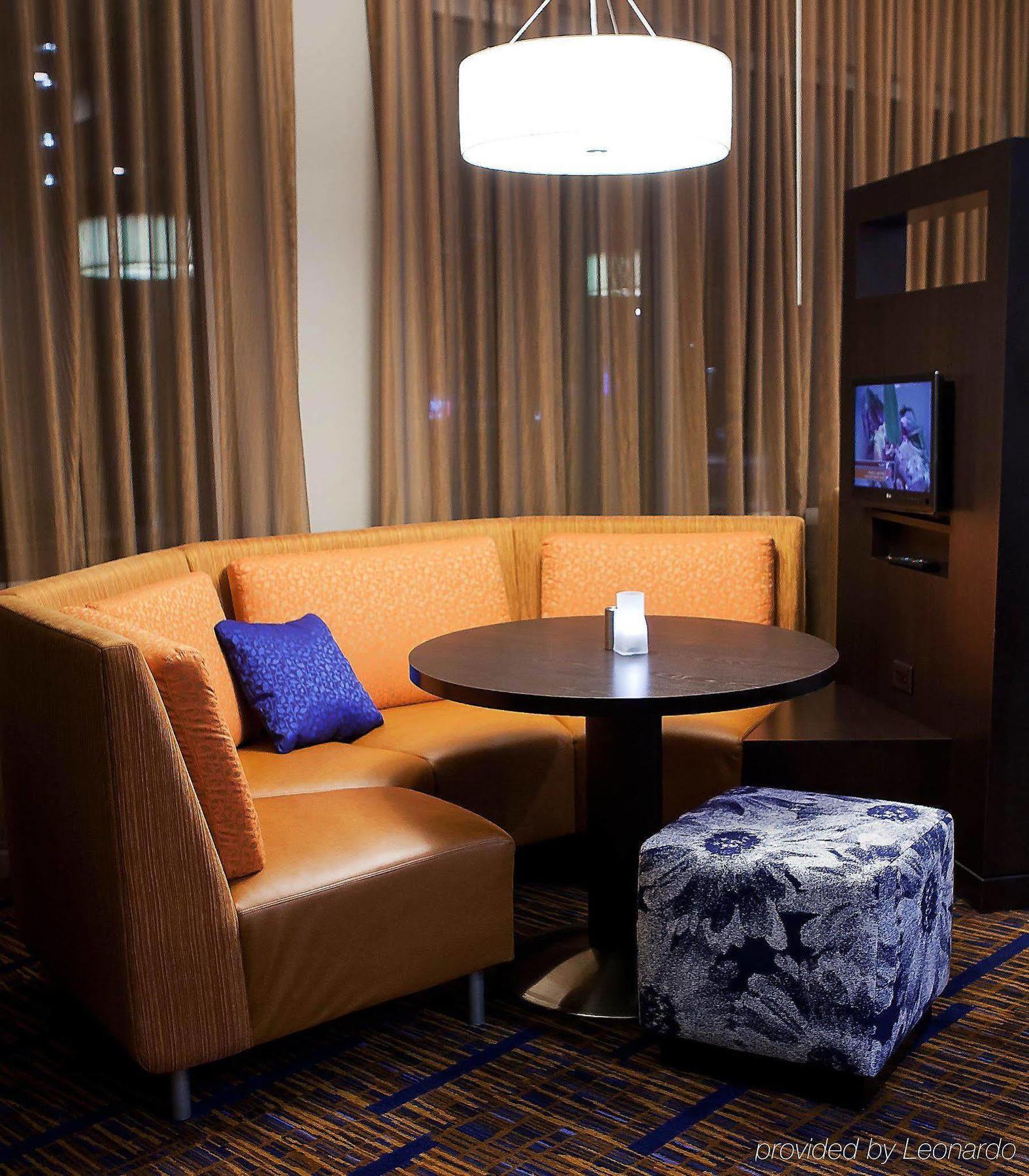 Готель Courtyard By Marriott Galveston Island Екстер'єр фото